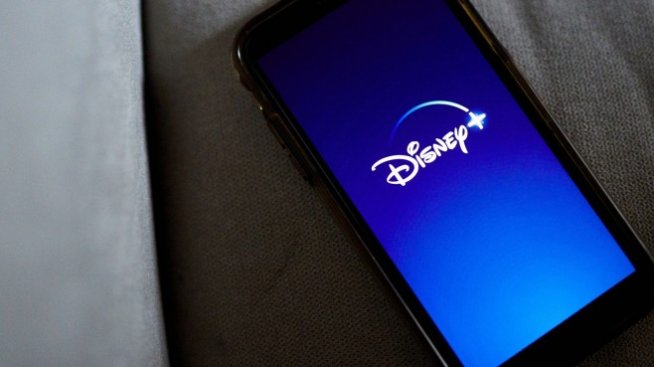 Акциите на Disney се сринаха след забавяне на стрийминг бизнеса