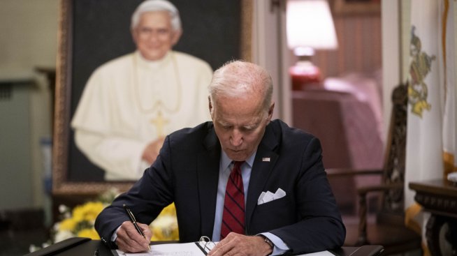 Бюджет и дълг: Как хаосът в Конгреса се отразява на работата на Байдън?