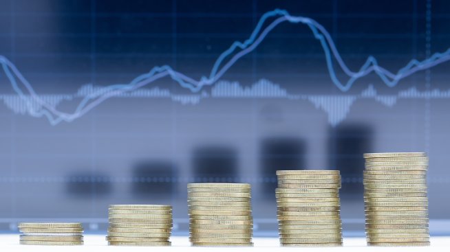 Минималната доходност на универсалните пенсионни фондове за предходните 2 г. е 3,07%