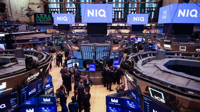 Индексите на Wall Street се възстановяват след три дни на спадове*