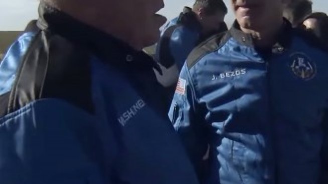 90-годишният актьор Уилям Шатнър стана най-възрастният човек в Космоса