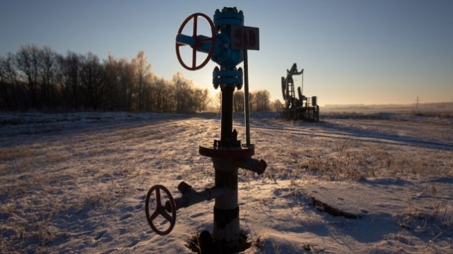 Петролните пазари сякаш преживяха шока от ембаргото на руски петрол