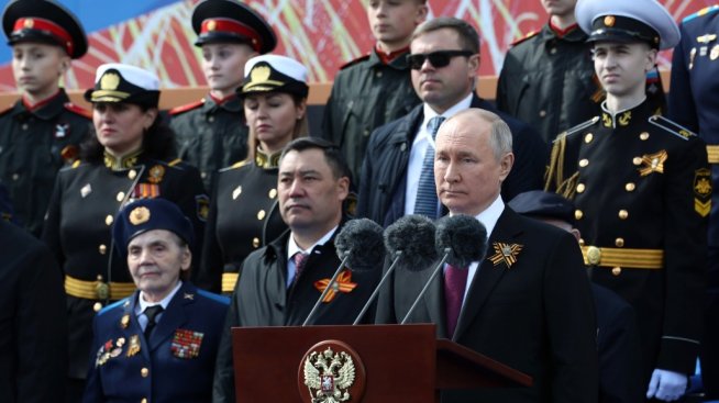 Владимир Путин не успя да събере антизападна коалиция на Червения площад