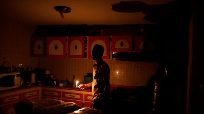 Венецуела се бори да запази светлината