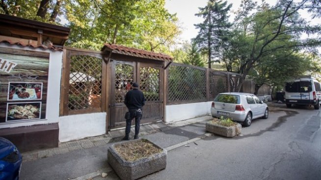 Спецпрокуратурата претърсва заведения в София по разследване за пране на пари