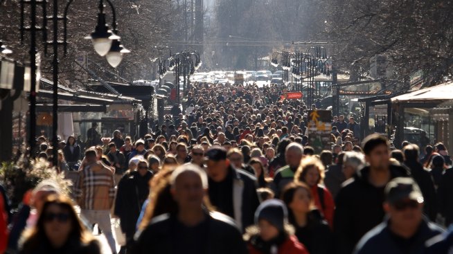 В края на 2025 г. - населението на България намалява, застарява и живее главно в 6 града