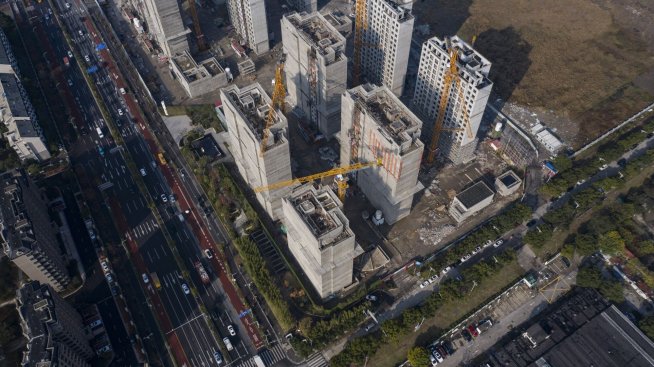 Китайска строителна компания си осигури допълнително време за преструктуриране