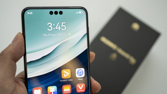 Huawei пусна още по-мощен смартфон от серията Mate 60