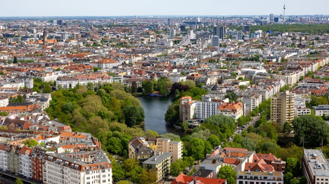 Цените на жилищата в Германия растат, докато имотният сектор се бори за глътка въздух