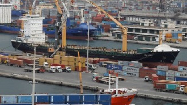 Митата върху автомобилите и Brexit са основна заплаха за световната търговия