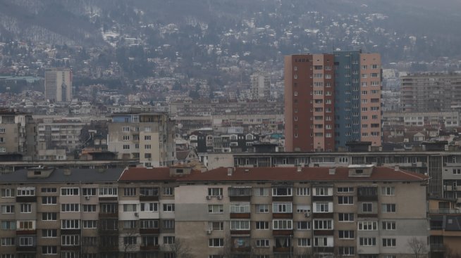 Жилищният пазар у нас върви към охлаждане, но кризисният период може да е кратък