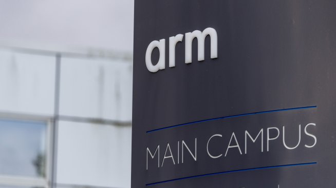 Arm се включва в надпреварата в роботиката с нов отдел за физически AI