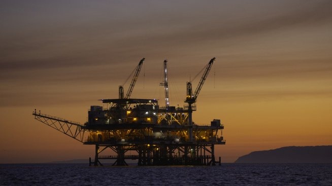 Електромобилите са без значение – търсенето на петрол продължава да расте