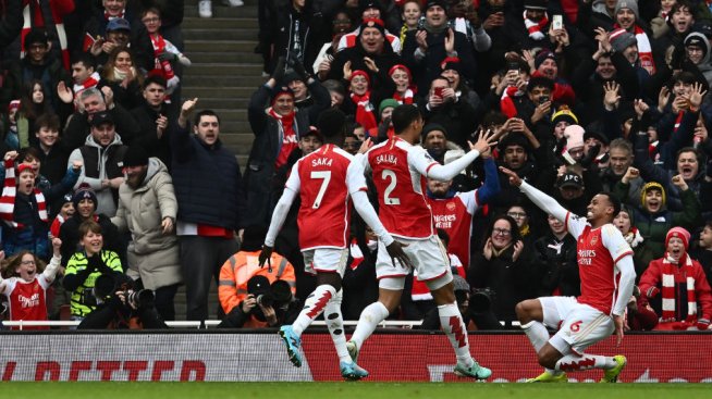 Английската Висша лига разхлабва хватката си над най-богатия футболен елит