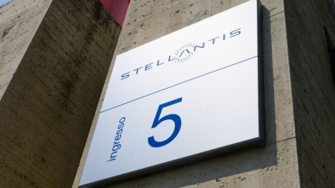 Stellantis пренарежда своите финансови операции чрез нови съвместни предприятия