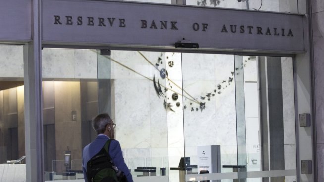 Австралийската централна банка се подготвя за лихвена пауза