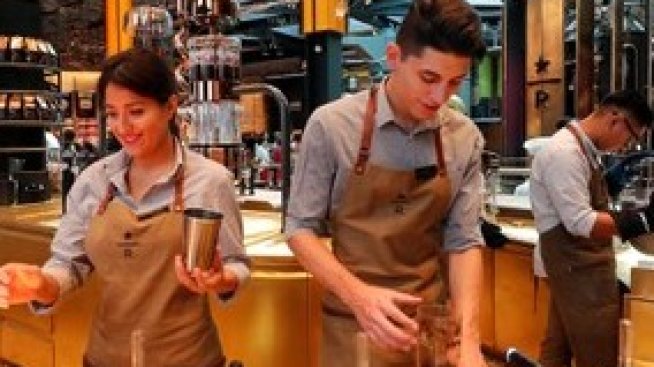 Най-голямото заведение на Starbucks в Европа отвори врати в Милано