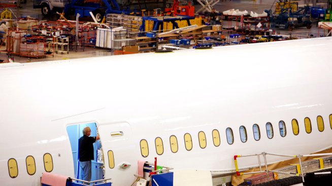 Boeing откри&nbsp;нов производствен дефект в серията Dreamliner