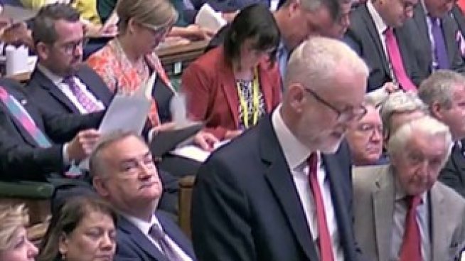 Британският парламент ще проведе тричасов извънреден дебат за Brexit