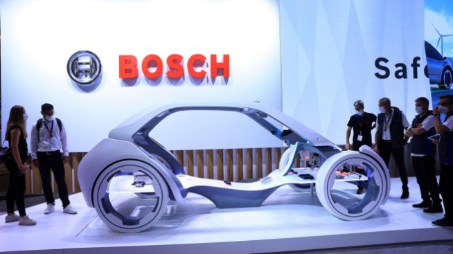 Bosch: Автомобилът се превърна в подвижен интернет хъб