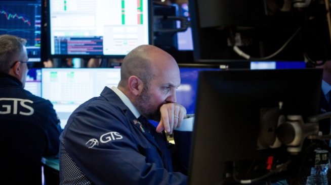 Dow Jones изплува след петдневната си серия от спадове