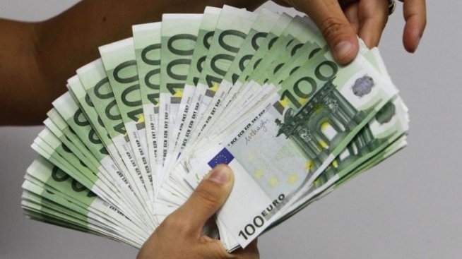 Как се финансира надзорът на небанковия сектор в ЕС?