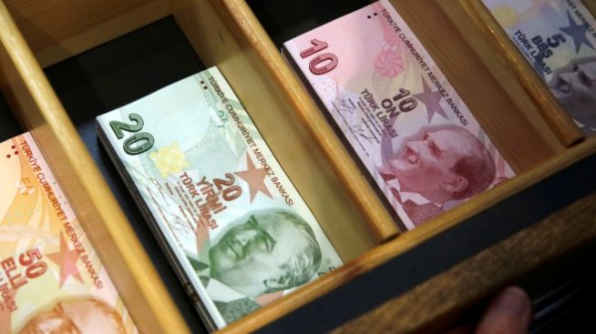 Предизборните мерки на Ердоган смъкнаха турската инфлация под 20%
