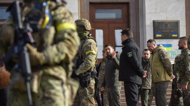 Зеленски посети&nbsp;освободения Херсон&nbsp;