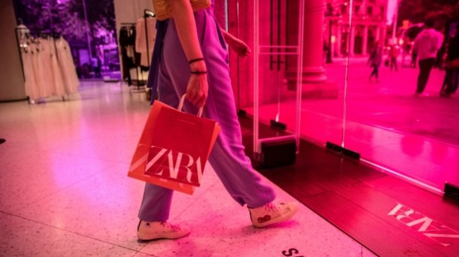 Собственикът на Zara затваря всичките си магазини във Венецуела