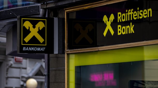 ЕС може да размрази някои замразени руски активи, за да компенсира Raiffeisen Bank