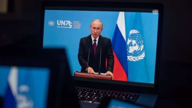 Русия предлага безусловно удължаване с година на ядрената сделка със САЩ