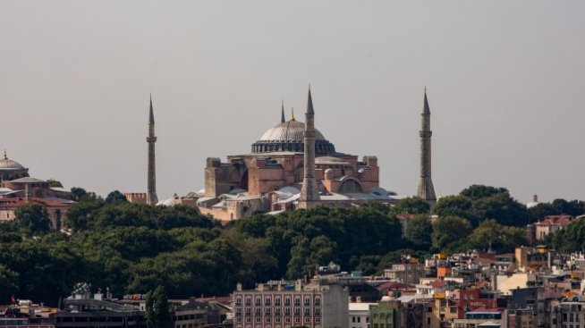 Как Турция милитаризира външната си политика?