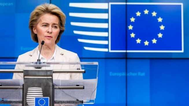 ЕК: Спирането на газа е поредният опит за изнудване от страна на Русия