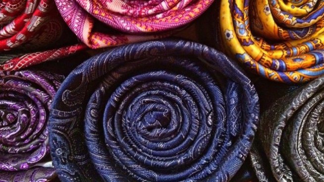 Бангладеш с план как да съживи копринената си индустрия