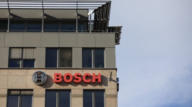 Bosch обмисля оферта за придобиване на Whirlpool