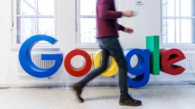 Google призова северноамериканските си служители да работят от вкъщи