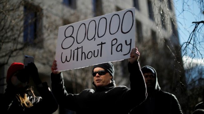 37 хил. долара е средната годишна заплата на служител от ФБР