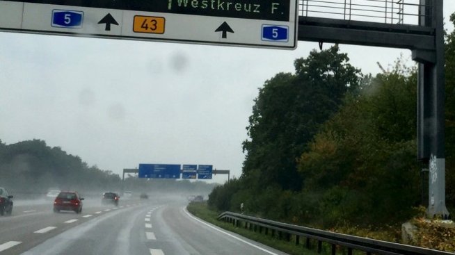 Германия ще сложи ограничение от 130 км/ч на своите аутобани от 2023 г.