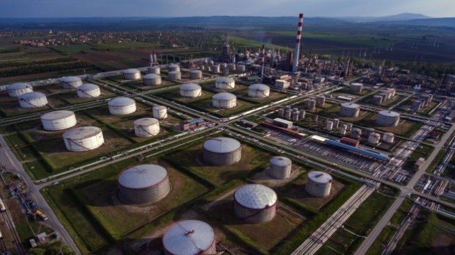 Петролът се готви да изпрати най-добрата си седмица от септември*