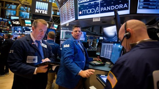 Dow Jones се върна под границата от 38 хил. пункта*