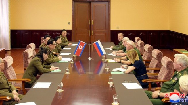 Северна Корея е създала повече от 250 смесени дружества с Китай и Русия