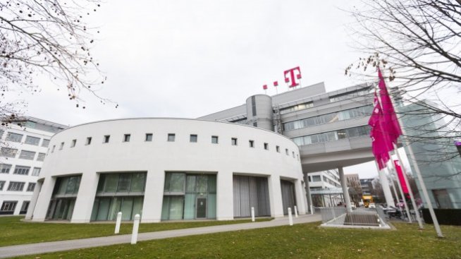 Deutsche Telekom повиши прогнозата за печалбата си за 2021 г.
