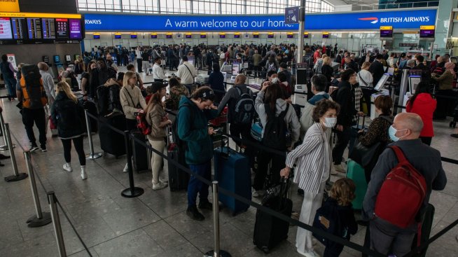 Авиокомпаниите се радват на скок при приходите, докато летищата остават встрани от тренда