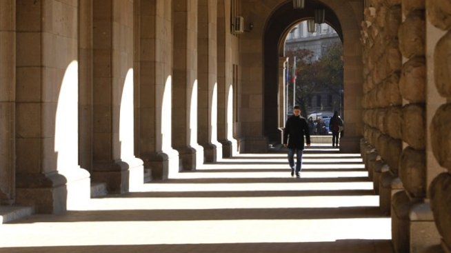 Социолози очакват ГЕРБ и патриотите да съставят правителство до две седмици