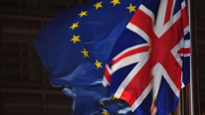 Ще балансира ли излизането си от ЕС Великобритания с договори за търговия с Европа