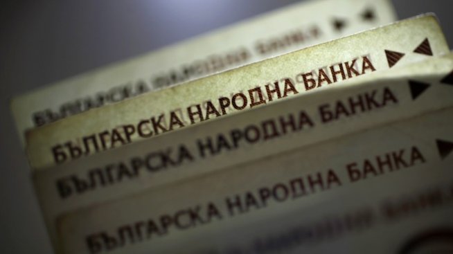 Финансовото министерство очаква да излезе на плюс 2,8 млрд. лева през ноември