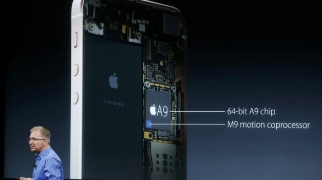 Apple се върна към малкия размер*