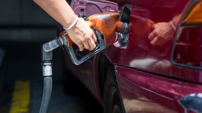 Държавата окончателно влиза на пазара на горива 