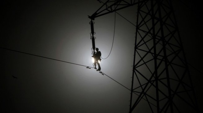 Как липсата на два подписа коства 6 млн. лева глоба за EVN България