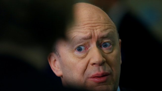 Deutsche Bank си търси нов шеф?